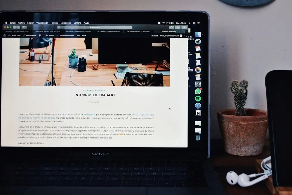 Blogging on Camera