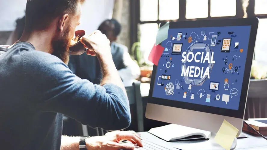 How to Increase Traffic on Website Through Social Media